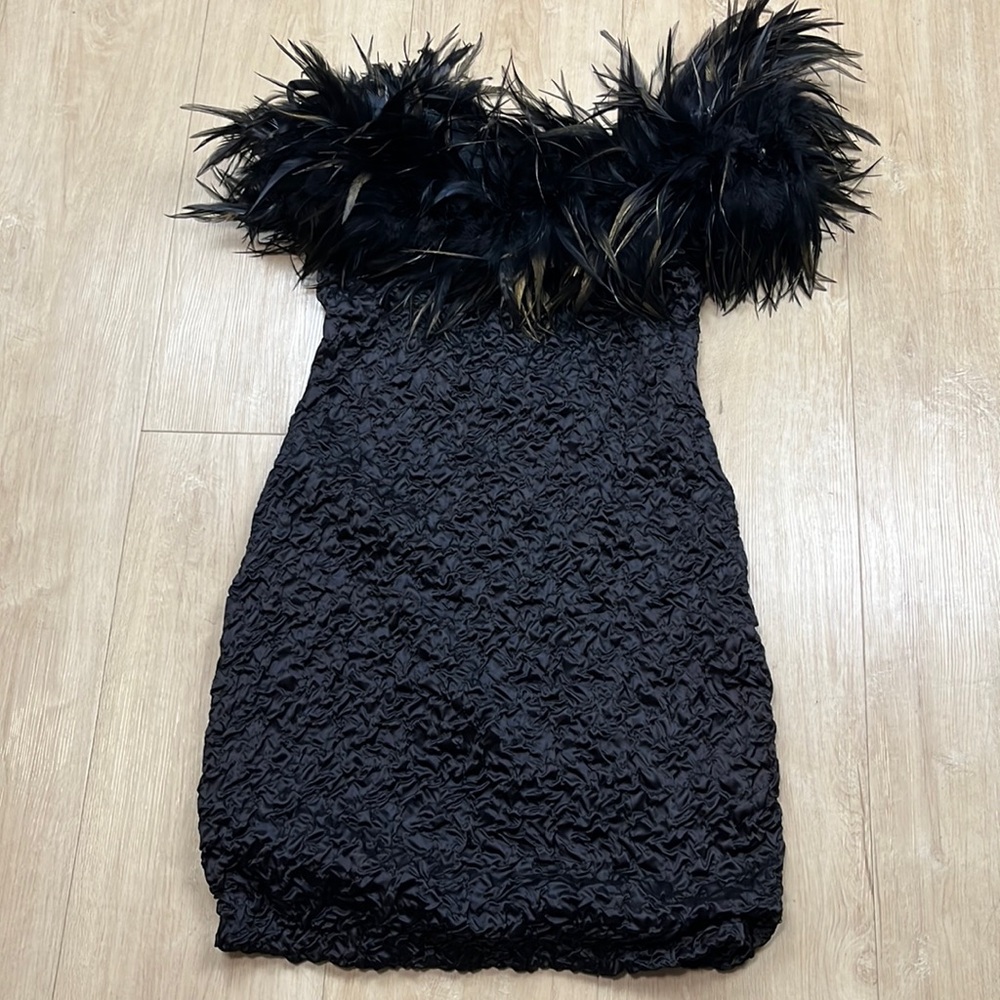 Betsy Adam Dress black Ostrich Baddie
Gatsby NYE Cocktail 20s Vintage medium